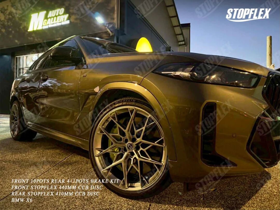 BMW X6 G06 Carbon Ceramic Brakes | Akebono + STOPFLEX – StopFlex