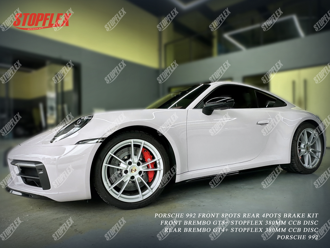 ポルシェ 992 カーボンセラミックブレーキ：19インチホイールにも対応